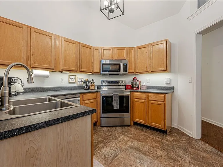 262 Morse Elm Loop — Photo 16