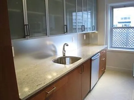 Rented by Nest Seekers International | media 2