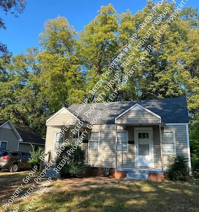 161 Cambridge Cir