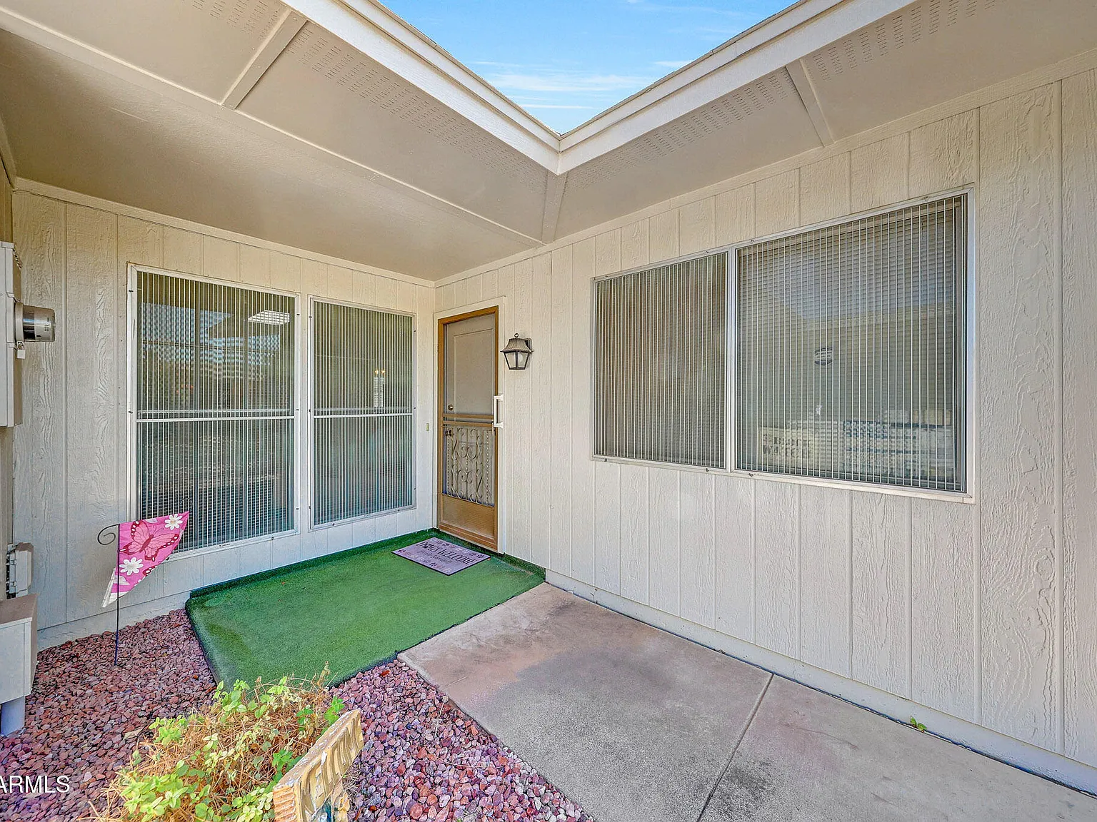 2 bed, 2.0 bath, 1221 sqft, $1,595 — Photo 2