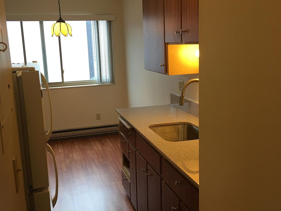 1st image of 2229 42nd Ave SW APT 206