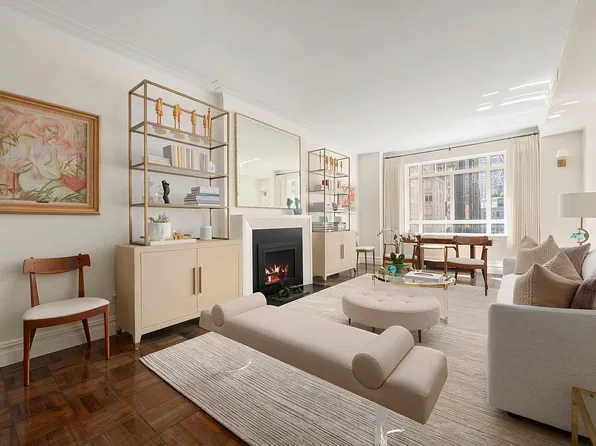 25 Central Park W APT 9E, New York, NY 10023