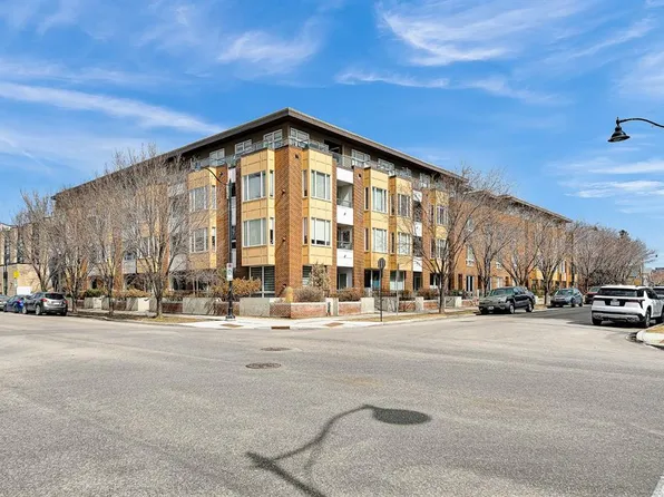 1000 W Centre Ave NE #409, Calgary, AB T2E 9C4