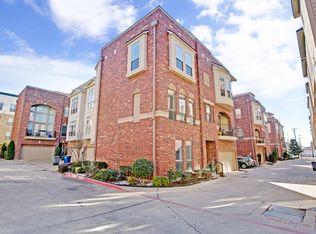 2226 City Market Ln, Dallas, TX 75201