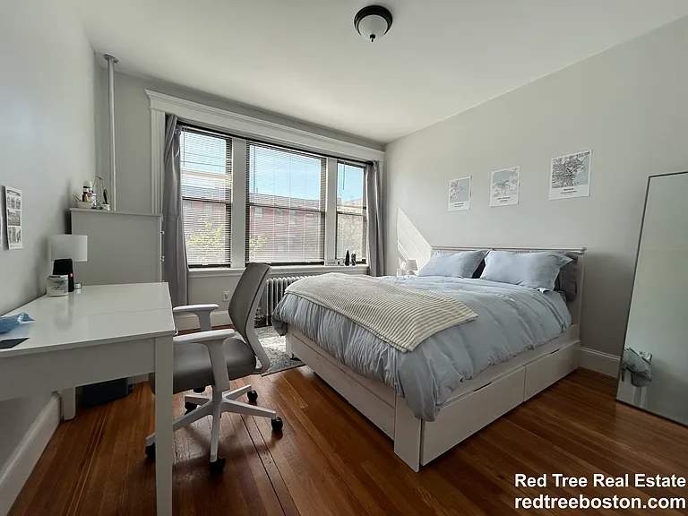 175 Harvard St — Photo 8