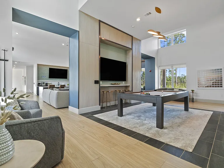 The Quinn Luxury Apartments — Photo 53