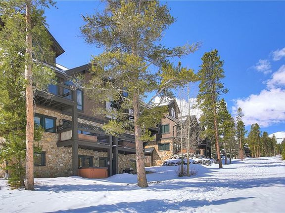4th image of 48 Bluff Ct #22