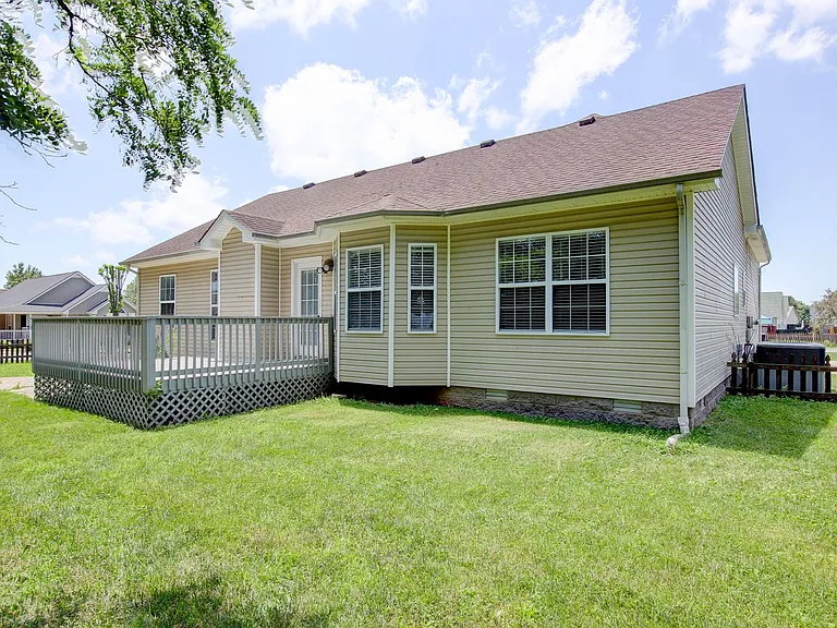 3729 Kendra Ct N — Photo 50