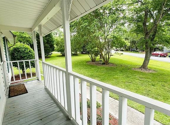3rd image of 11804 Carmel Lakes Dr