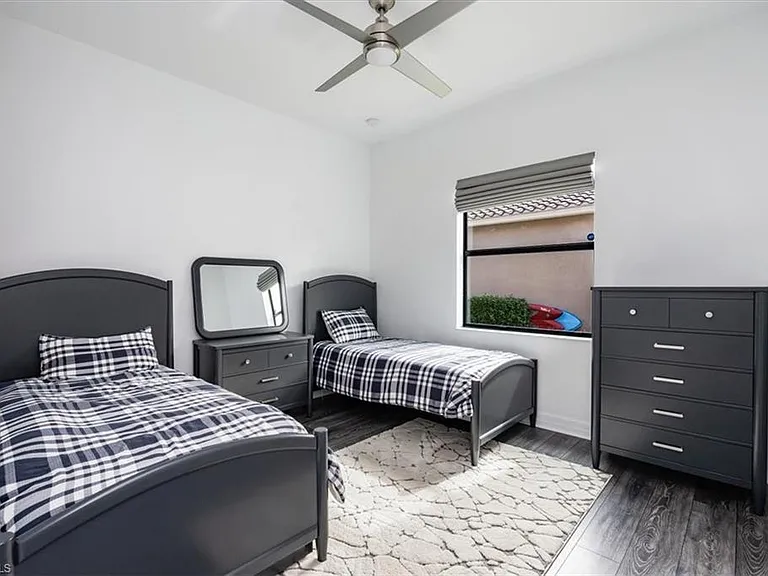 13553 Coronado Dr — Photo 18