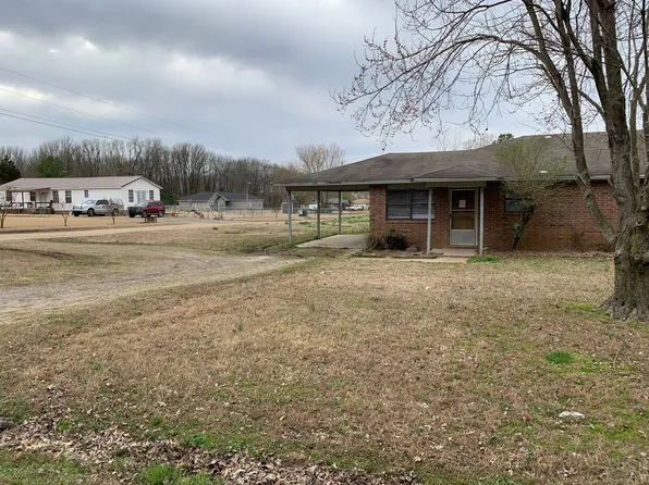 1307 N Arkansas Ave, Alma, AR 72921