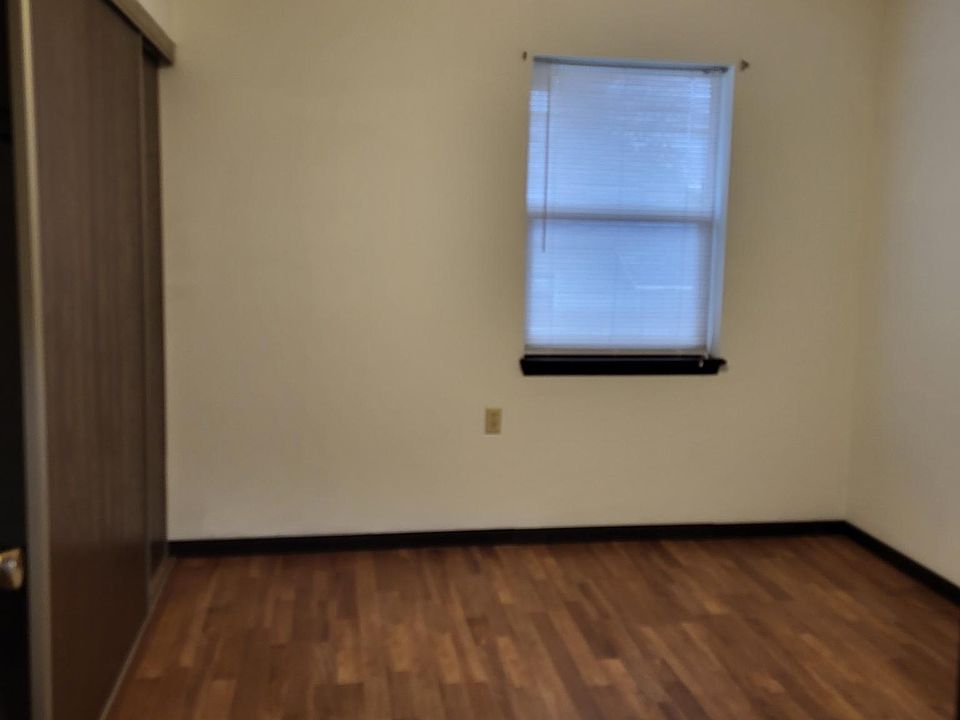 102 N Cedar St 9, Eskridge, KS 66423 Zillow