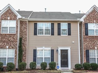 19 Suncrest Ct, Durham, NC 27703