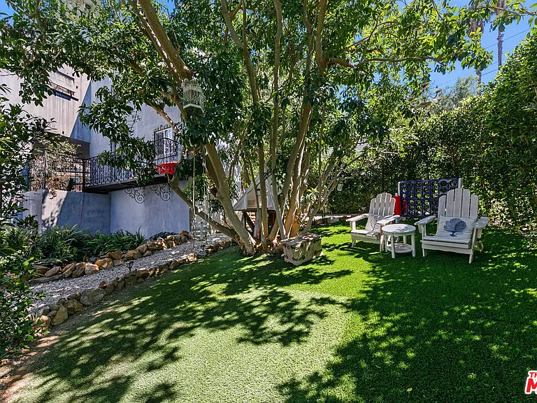 2851 Seabreeze Dr — Photo 65