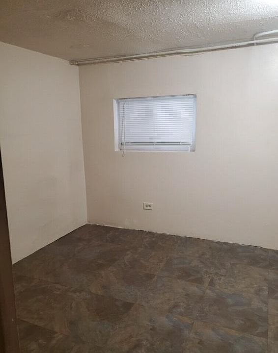 2nd image of 3435 N Lowell Ave #8wgm0p4pv