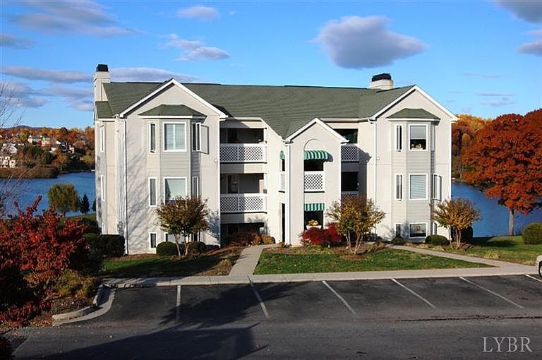 1st image of 715 Ivy Lake Dr
