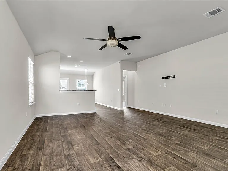 200 Sandhill Piper St — Photo 3