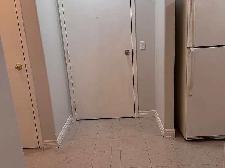 24 Harris Ave #112 — Photo 7