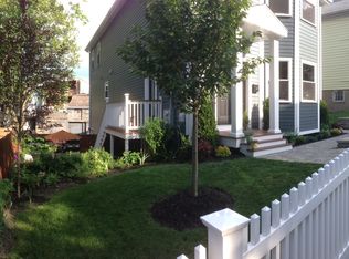 10 Salcombe St, Dorchester, MA 02125