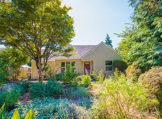 7006 NE Roselawn St, Portland, OR 97218