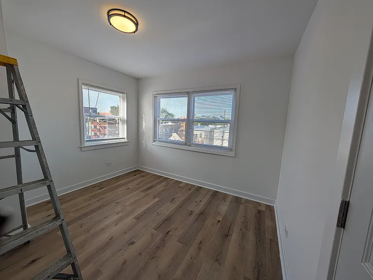 4048 N Mozart St #2 — Photo 14
