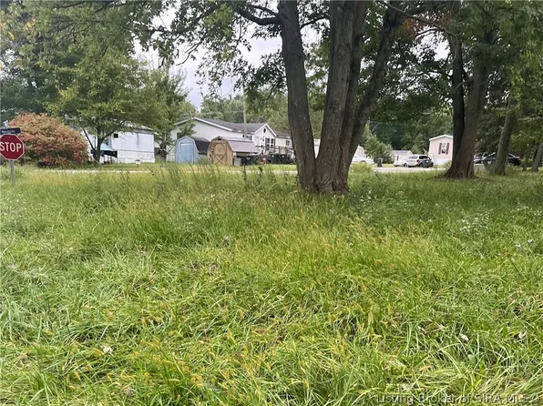 3677 Woodside Drive, Madison, IN 47250