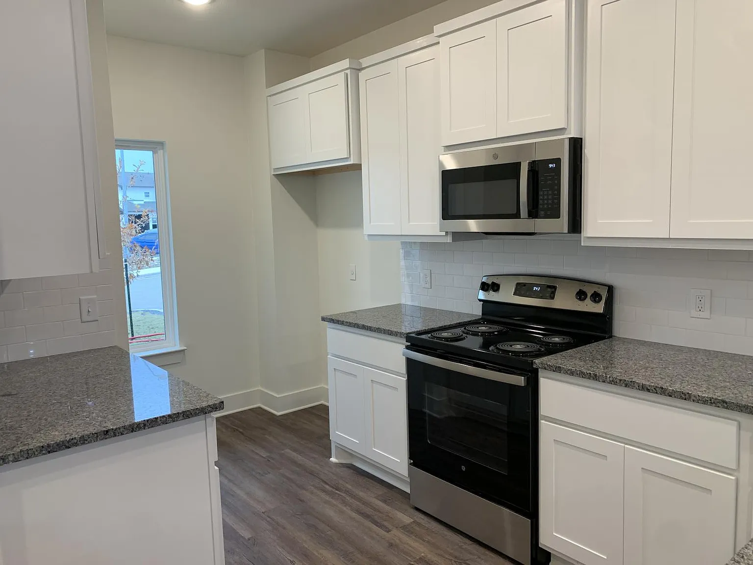 4 bed, 2.5 bath, 1700 sqft, $1,795 — Photo 4
