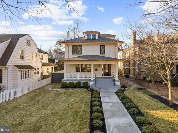 5606 Chevy Chase Pkwy NW, Washington, DC 20015