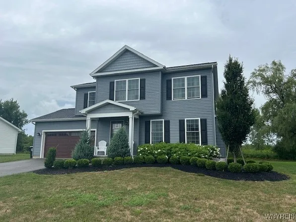 2B Saint Anthony St #B, Lancaster, NY 14086