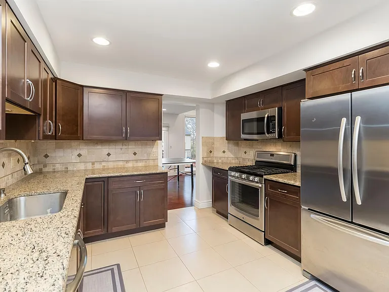 6322 Aspen Ridge Blvd — Photo 10