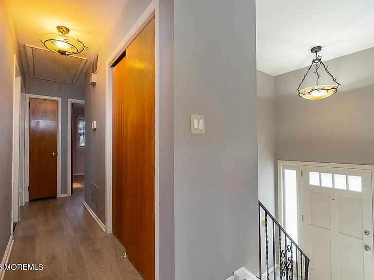315 Beverly Way — Photo 27
