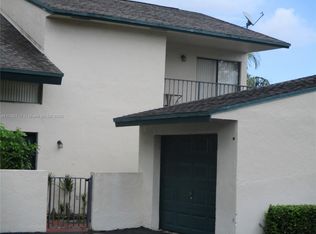 10832 SW 72nd St APT 62, Miami, FL 33173