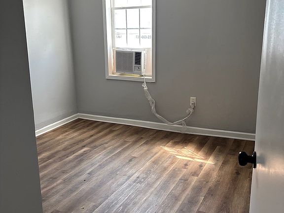 5th image of 131 E Jefferson St