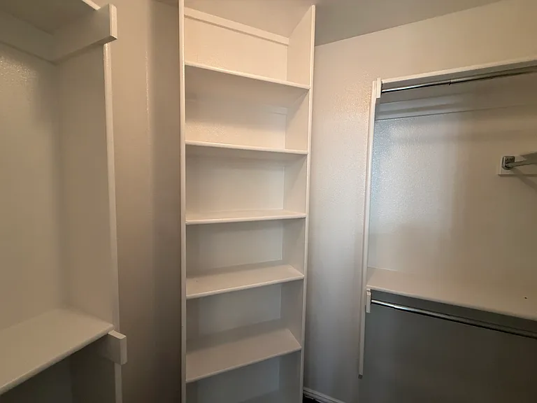 138 Hamilton Dr — Photo 7