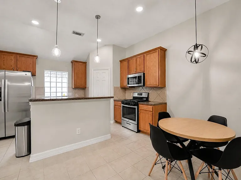 15911 Pleasant Green Cir — Photo 13