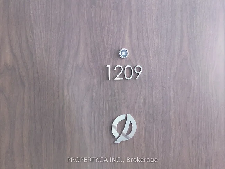 17 Bathurst St #1209 — Photo 30