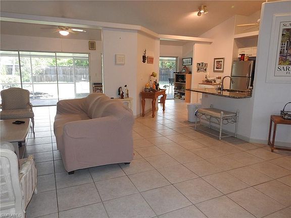 3rd image of 10851 Sea Coral Ct