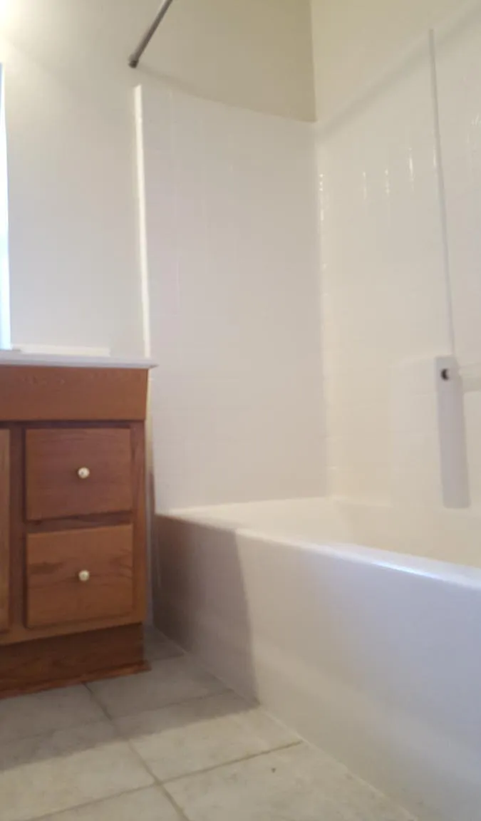 2 bed, 1468 sqft, $2,000 — Photo 1