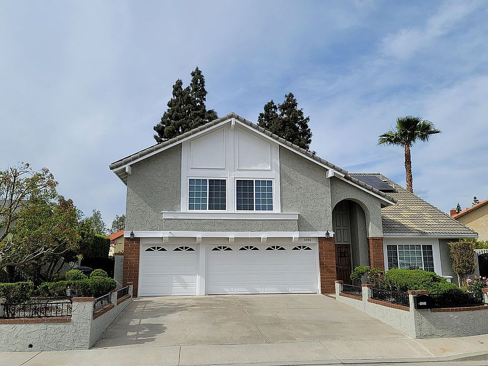 2nd image of 1031 San Fernando Ln