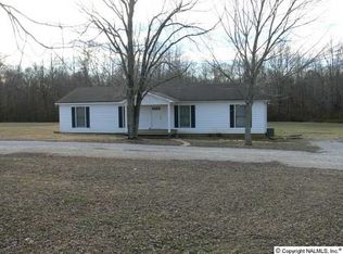 140 Weeks Rd, Hazel Green, AL 35750