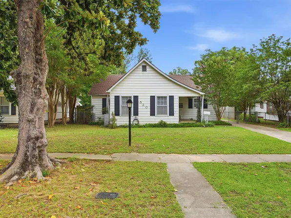 520 W Acheson St, Denison, TX 75020