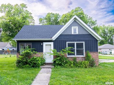 321 E Tazewell St, Tremont, IL, 61568