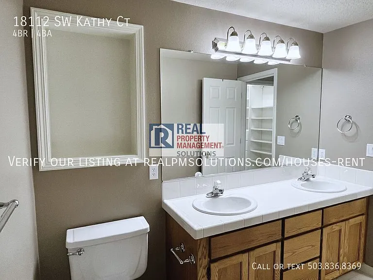 18112 SW Kathy Ct — Photo 37