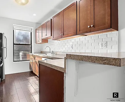 Rented by R New York | media 3