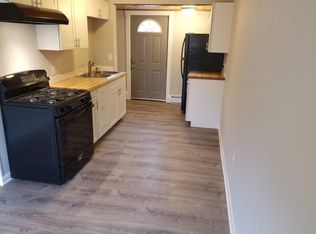 20 Derby Ests APT 2, Rome, ME 04963