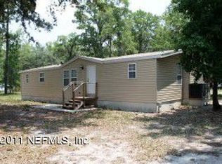 316 3rd St, Satsuma, FL 32189