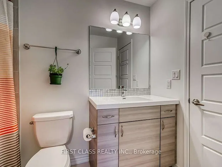 629 Laking Ter — Photo 23