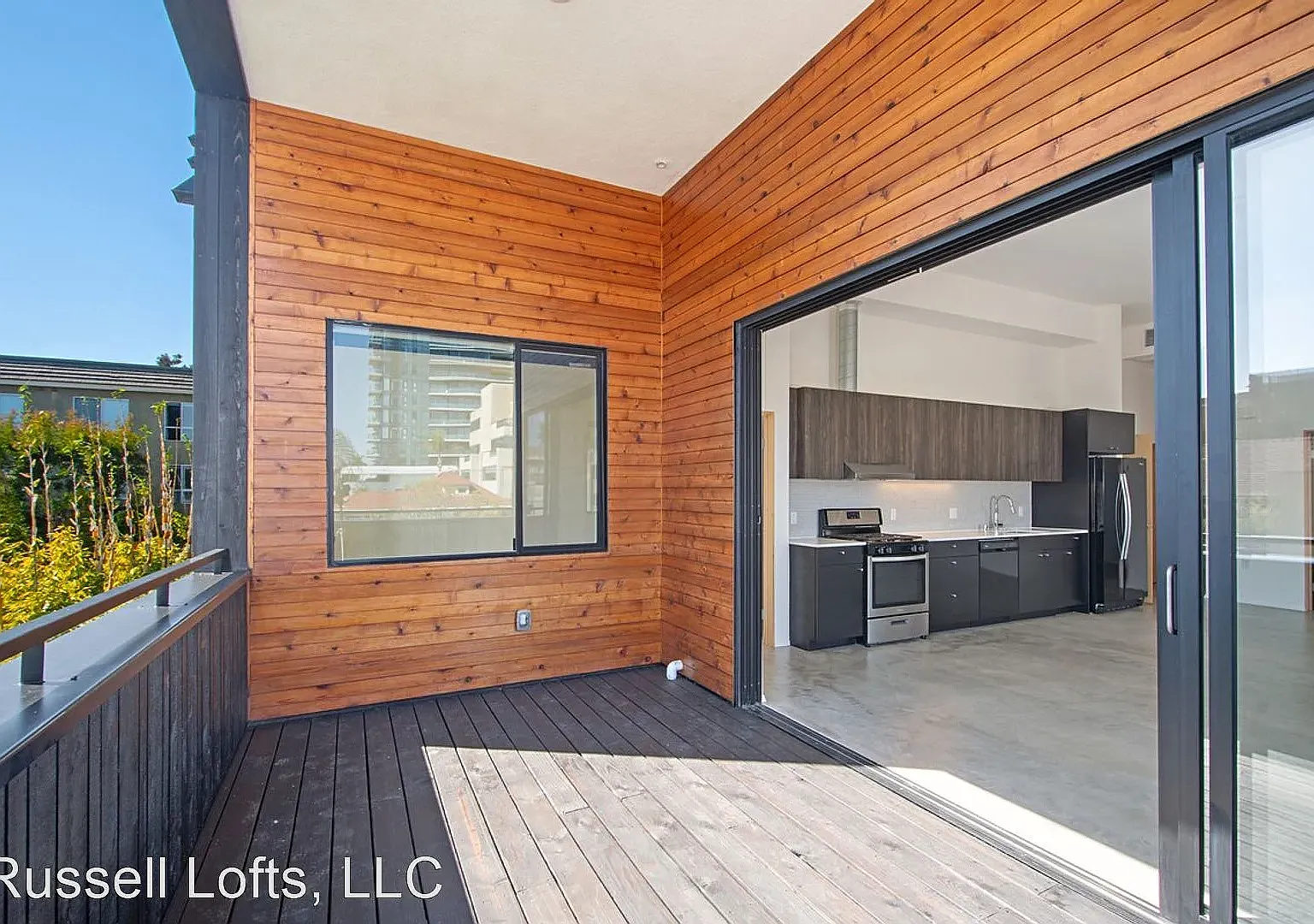 2 bed, 925 sqft, $3,850 — Photo 1