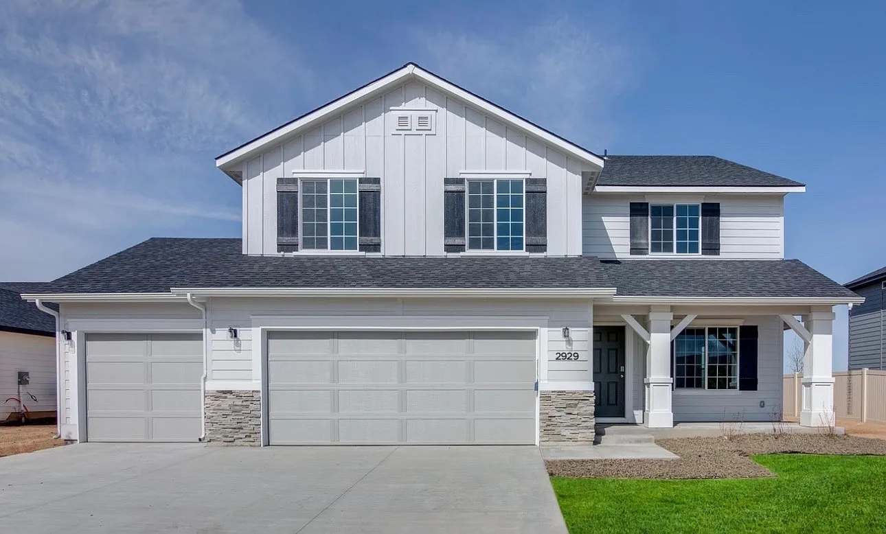 2929 N New Morning Ave — Photo 1