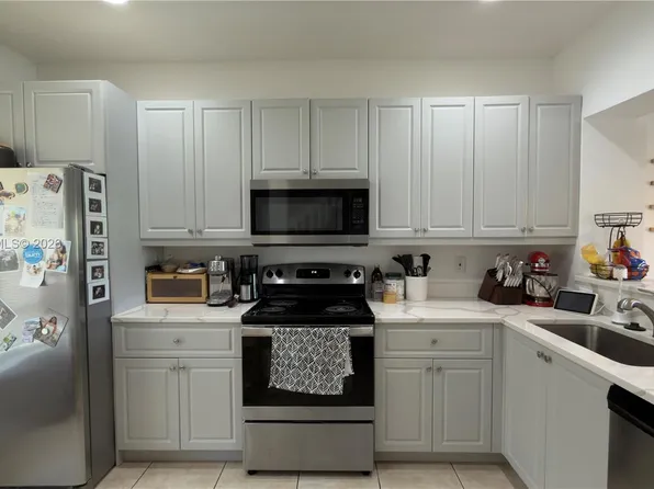 5060 Palmbrooke Cir, West Palm Beach, FL 33417